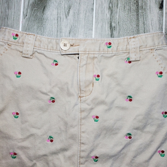 GAP Kids Khaki Cherry Embroidered Skirt Size 14 - Picture 4 of 11